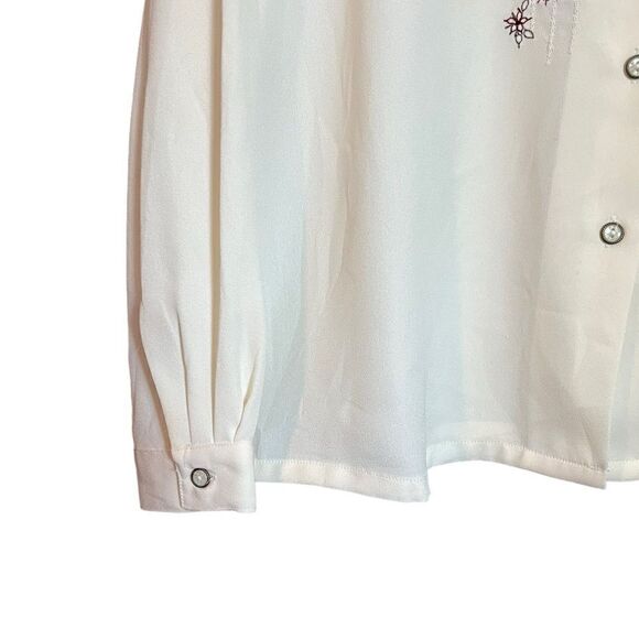 Koret off white embroidered‎ button down shirt. Size 10 - Picture 5 of 7